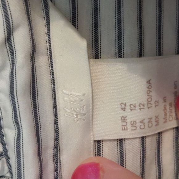 H&M Shirt Dress - Picture 7 of 7